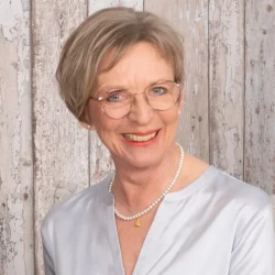 Angelika_Groebert_Sisterhood_Osnabrück_Schinkel
